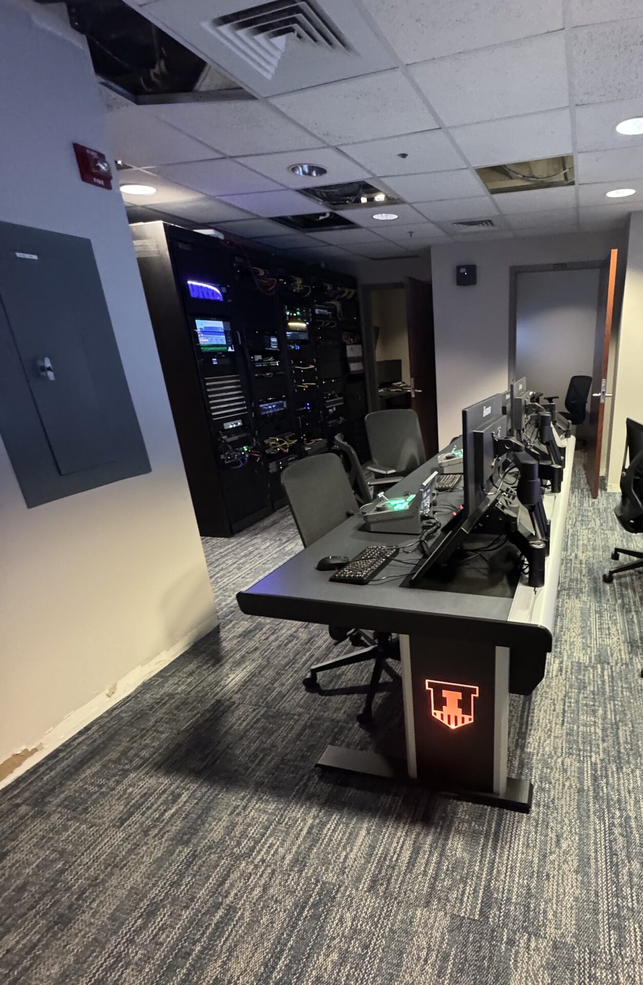 AJP Scope: Feasibility, Design and Engineering, Financial Modeling, Procurement, Construction Administration.
Technology Disciplines: LED Display Systems, Audio Systems, Broadcast Systems, Broadcast Cabling, Wi-Fi.