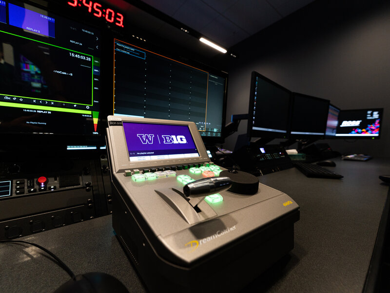 University of Washington’s Sundodger Studios, a next-generation broadcast, production and content facility designed by Anthony James Partners.